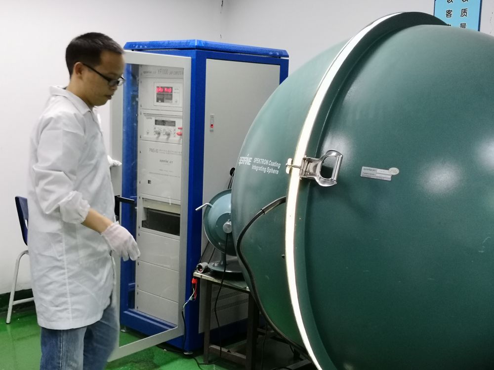 抖圈光电的ＬＥＤ灯及灯具光电测试系统